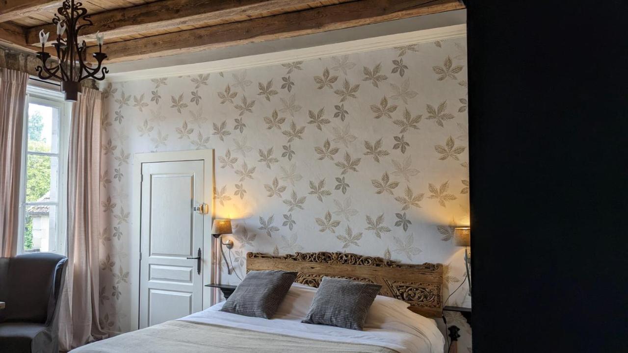 Manoir La Cerise Bed & Breakfast Fougerolles-Saint-Valbert Exterior foto